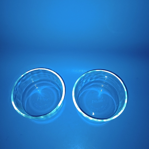 Pyrex 7200 2 Cups 470ML Blue Tint Clear Glass Mixing Bowl Set Of 2 USA No Lids - Picture 2 of 9